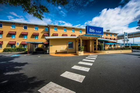 Ibis Budget Brisbane Airport - Airlie Beach Holiday 1
