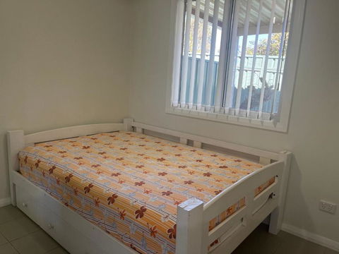 Homely Granny Flat, Kings Langley - Airlie Beach Holiday 3