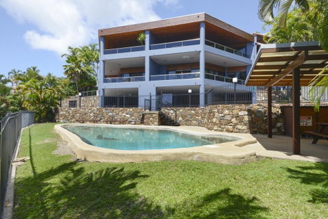 Airlie Harbour Apartment - Airlie Beach - Airlie Beach Holiday 3