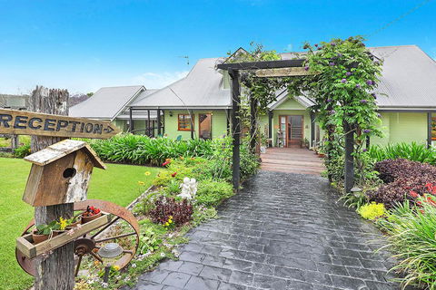 Allara Homestead Bed And Breakfast - Airlie Beach Holiday 3