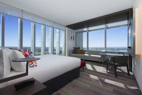 Aloft Perth - Airlie Beach Holiday 0