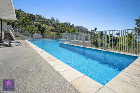 Amazing Ocean Views, Pool, Award Winning Location, Airlie Beach - Airlie Beach Holiday 1