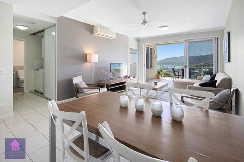 Amazing Ocean Views, Pool, Award Winning Location, Airlie Beach - Airlie Beach Holiday 0
