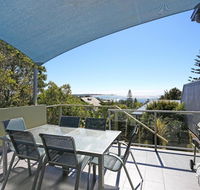 Angourie Blue 1 - Great Ocean Views - Surfing beaches - Airlie Beach Holiday