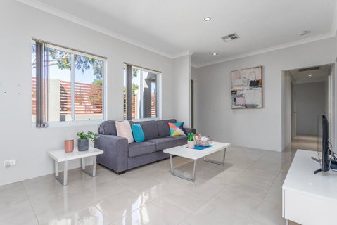 Ardross Short Stays - Airlie Beach Holiday 3