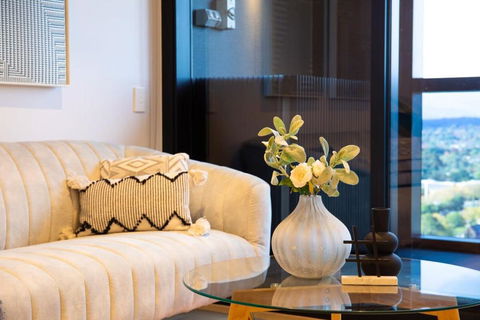 MA-a 1909 - Airlie Beach Holiday 0