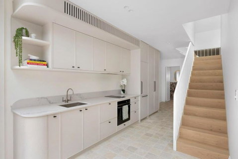 Luxury Designer Redfern House - Airlie Beach Holiday 2