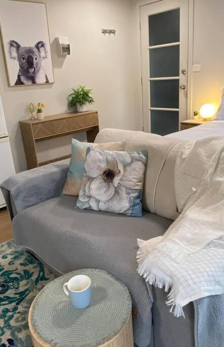 MEPLE, Tiny Home, Pets, Walk2Food, WiFi, Bfast, - Airlie Beach Holiday 2