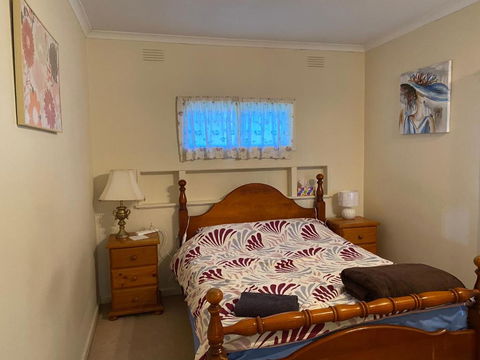 Mitcham Station Home Stay - Airlie Beach Holiday 1
