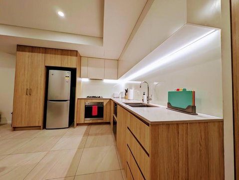 Modern 2 Bedroom Apartment Close To All Amenities! - Airlie Beach Holiday 2