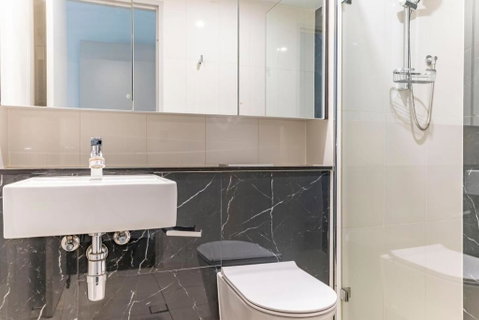 Modern 2B With Loft Bed Parking Central Mascot - Airlie Beach Holiday 1