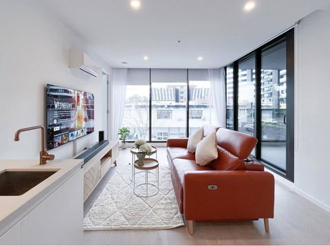 Modern Luxury 2B2B Sky Garden SmartTV - Airlie Beach Holiday 0