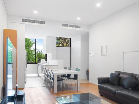 Modern Split Level 2Bed With Pool - Airlie Beach Holiday 0
