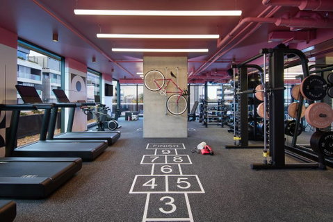 Moxy Sydney Airport - Airlie Beach Holiday 3