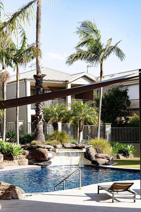 Mulwala Lakeside Apartment - Airlie Beach Holiday 2