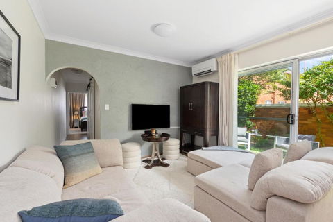Northern Beaches Garden Hideaway - Airlie Beach Holiday 0