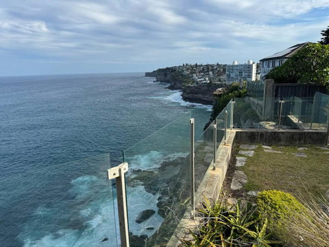 Oceanfront Dreamscape In Vaucluse Sydney! - Airlie Beach Holiday 3