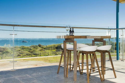 Oceans View - Luxury Apartment With Ocean Views - Airlie Beach Holiday 1