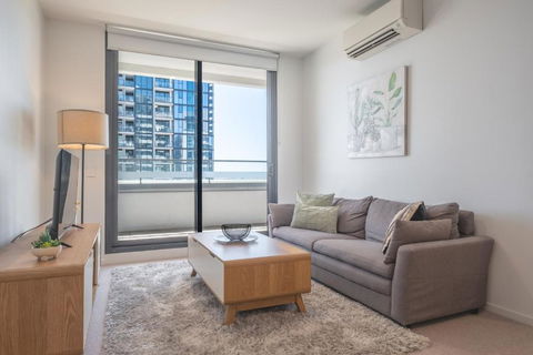 Panoramic Views 2br With Pool And Free Carpark - Airlie Beach Holiday 0