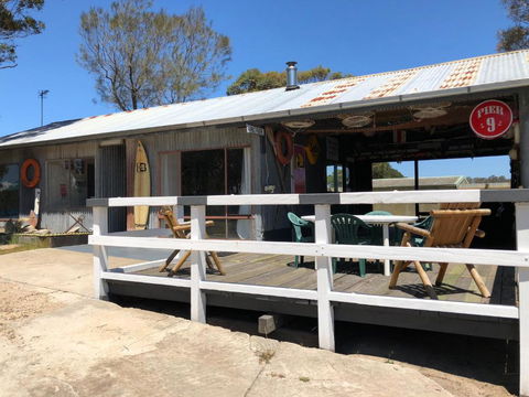 Pier 9 - Airlie Beach Holiday 0