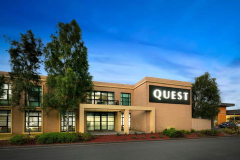 Quest Narre Warren - Airlie Beach Holiday 3