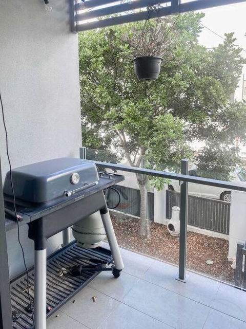 Quite 2B2B Family Home W Free Parking, BBQ - Airlie Beach Holiday 3