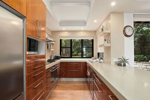 Ra Wonga - Queenscliff Beach House - Airlie Beach Holiday 3