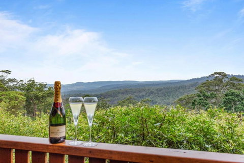 Ravensbourne Escape- Quingilli - Airlie Beach Holiday 2