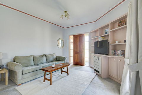 Avalon Cottage - Airlie Beach Holiday 3