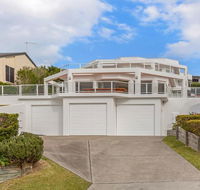 Azur 1 - South One Mile Beach - Airlie Beach Holiday