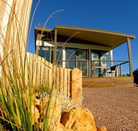 Bay Of Islands Apartments - Airlie Beach Holiday