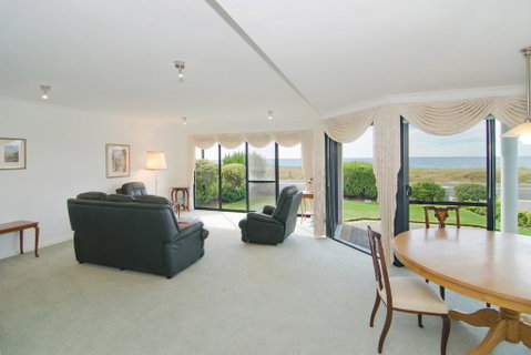 Bayside Beauty - Airlie Beach Holiday 2