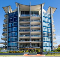 Beach House on Suttons - Airlie Beach Holiday