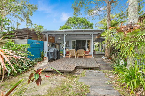 BEACH RETREAT - Airlie Beach Holiday 1