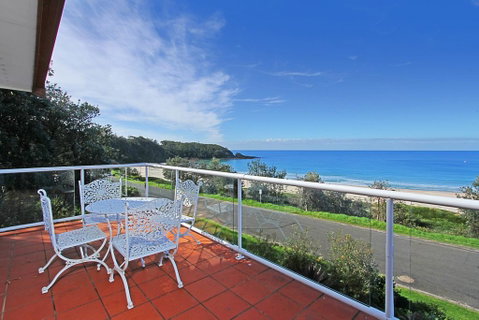 Beach Road 10 Mollymook - Airlie Beach Holiday 0