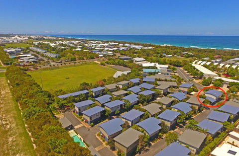 Beach Shacks #1 Casuarina - Airlie Beach Holiday 0
