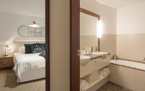 Beach Suites - Airlie Beach Holiday 1