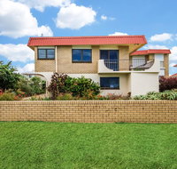 Beachfront Apt with Private Pool - Airlie Beach Holiday