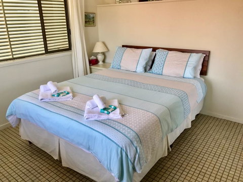 Beachfront Apt With Private Pool - Airlie Beach Holiday 1