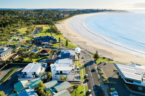 Beachfront One, Mollymook - Airlie Beach Holiday 1