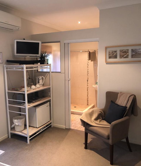 Beachhouse Bed And Breakfast - Airlie Beach Holiday 3