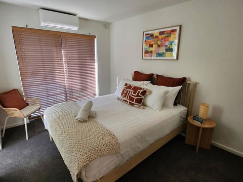 Retro Rose St Kilda Mansions - Airlie Beach Holiday 3