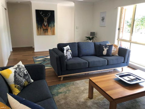 Right In Bright - Airlie Beach Holiday 0