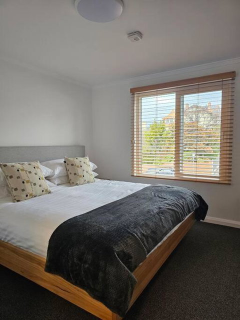 Salamanca Getaway Battery Point - Airlie Beach Holiday 2