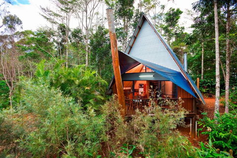 Rose Gums Wilderness Retreat - Airlie Beach Holiday 3