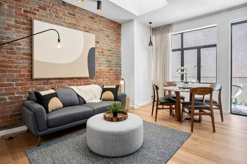 Sanctuary At Saddlers - Where Rustic Meets Refined - Airlie Beach Holiday 2