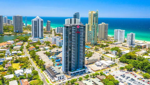 Ruby Gold Coast By CLLIX - Airlie Beach Holiday 0