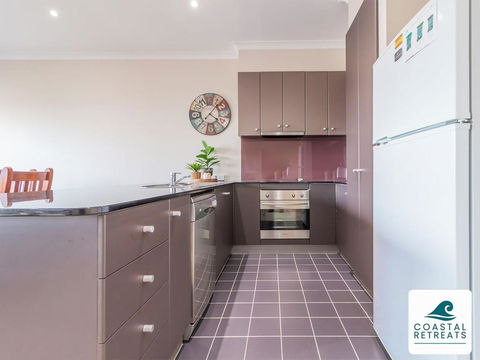 Sandpiper Inverloch - Linen Included - Airlie Beach Holiday 1
