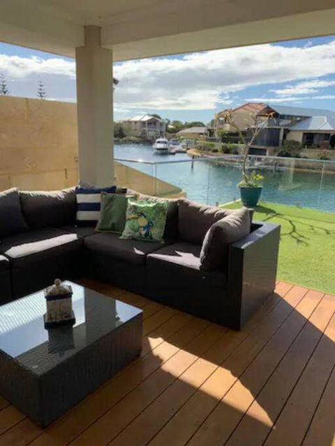 Sandpiper Island Tranquil Waterfront Views & Jetty - Airlie Beach Holiday 2