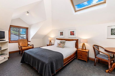 Sandstone Suites - In The Heart Of Port Fairy - Airlie Beach Holiday 1